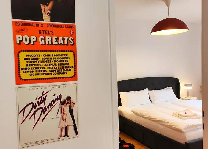 Lollipop 1br- Metro To The Opera 4 Mins Away- Free Parking Appartement *