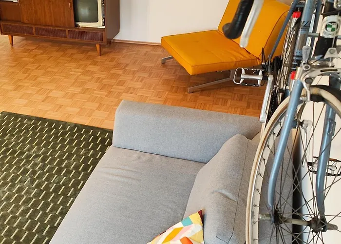 Lollipop 1br- Metro To The Opera 4 Mins Away- Free Parking *