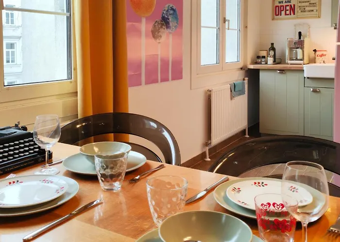 Lollipop 1br- Metro To The Opera 4 Mins Away- Free Parking *